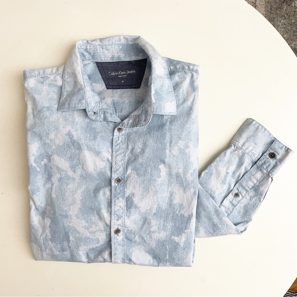Calvin Klein Lightweight Cotton Button Down Men’s Size Medium - Picture 1 of 8